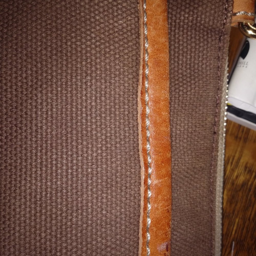 Brighton Canvas Messenger Bag. - Picture 6 of 6